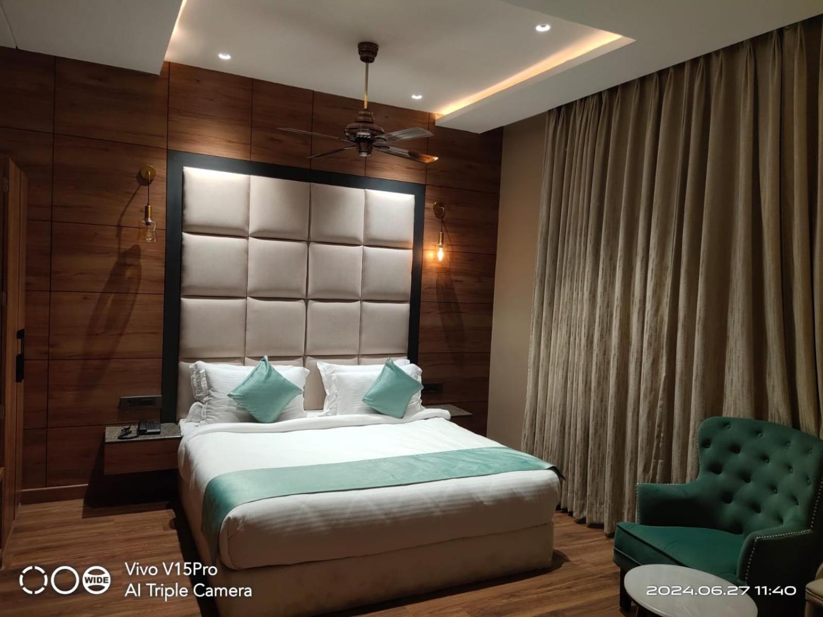 Raj Vilas Resort Дханбад Экстерьер фото